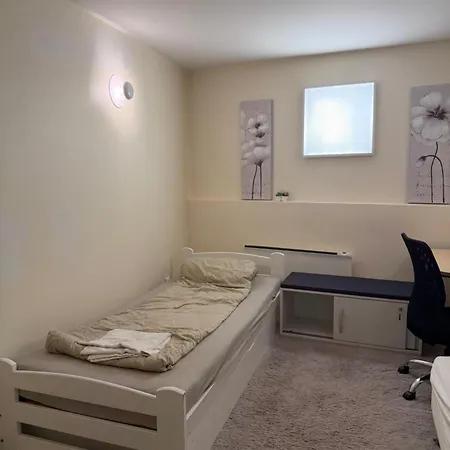 Hobeda 6 Guesthouset *